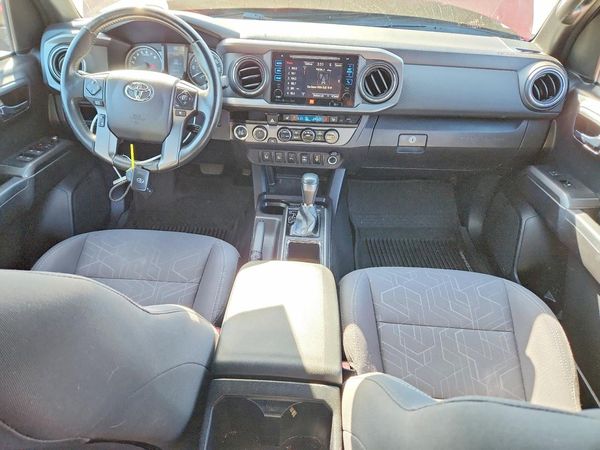 2017 TOYOTA TACOMA