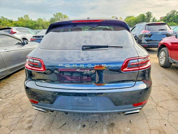 2017 PORSCHE MACAN — DIRR