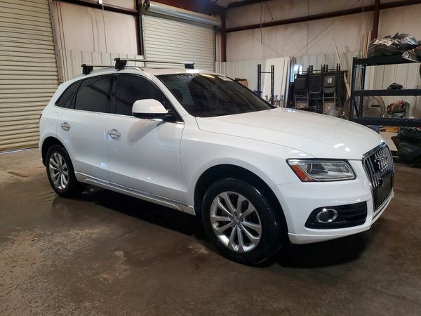 2016 AUDI Q5 — Passenger 3/4