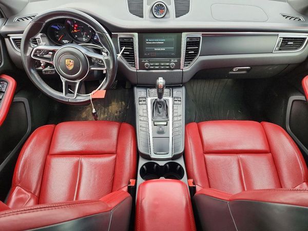2017 PORSCHE MACAN — CKPT