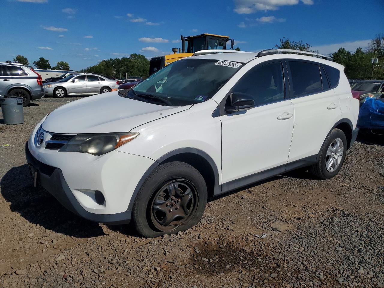 2013 TOYOTA RAV4 Standard — Front 3/4