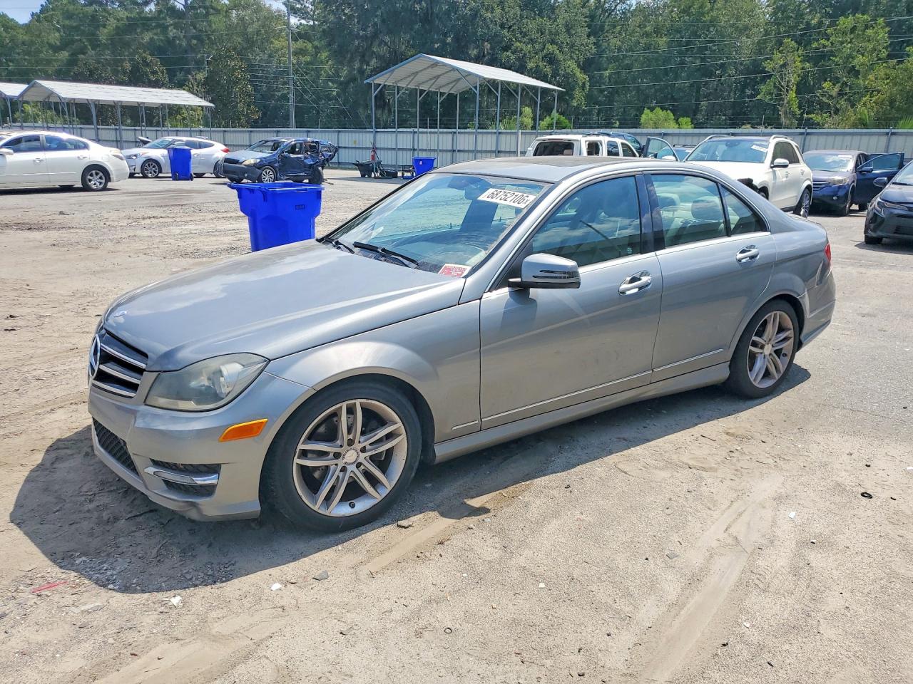 2013 MERCEDES-BENZ C-CLASS C250