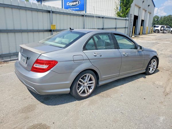 2013 MERCEDES-BENZ C-CLASS C250