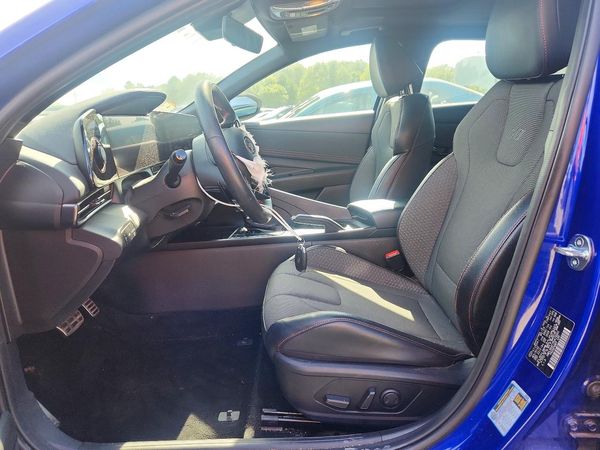 2023 HYUNDAI ELANTRA — DENT