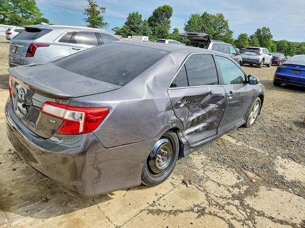 2013 TOYOTA CAMRY