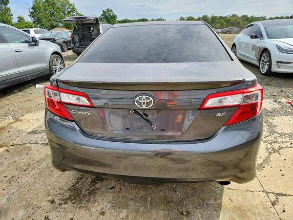 2013 TOYOTA CAMRY