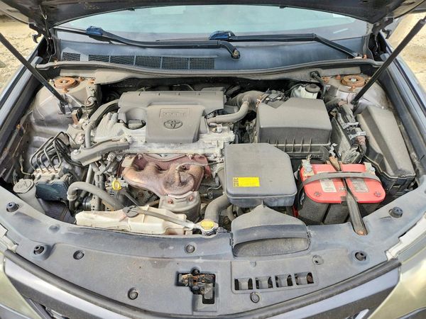 2013 TOYOTA CAMRY