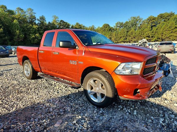 2013 RAM 1500 ST — Passenger 3/4
