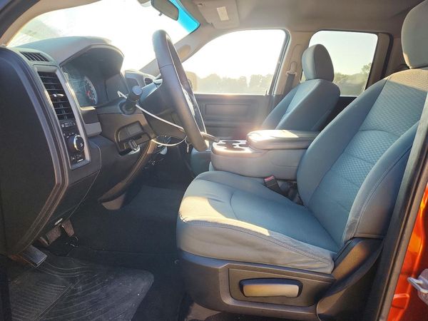 2013 RAM 1500 ST — DENT