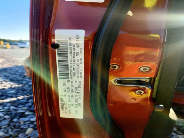 2013 RAM 1500 ST — VINS
