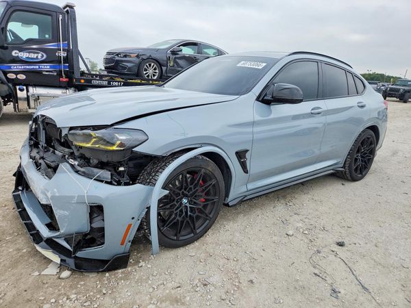 2024 BMW X4 — Front 3/4