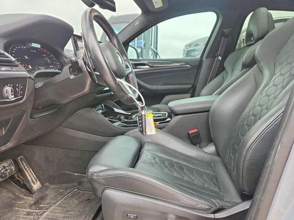 2024 BMW X4 — DENT