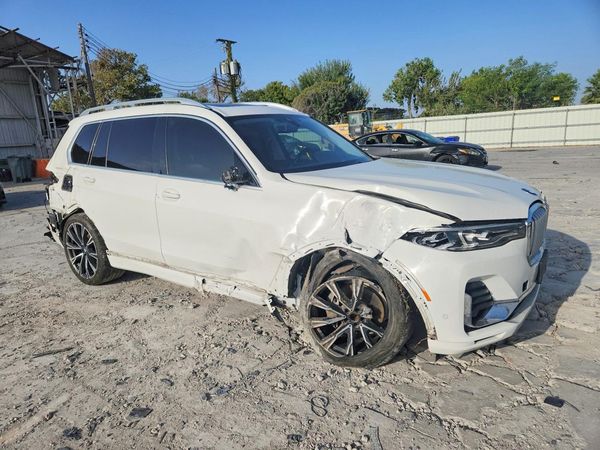 2020 BMW X7 xDrive40i