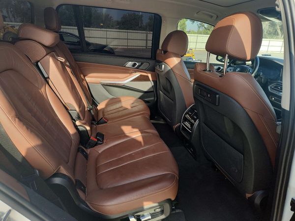 2020 BMW X7 xDrive40i