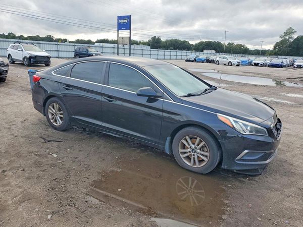 2016 HYUNDAI SONATA — Passenger 3/4