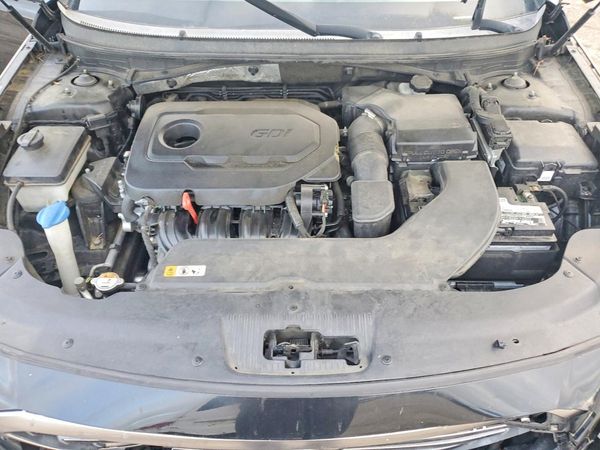 2016 HYUNDAI SONATA — Engine bay