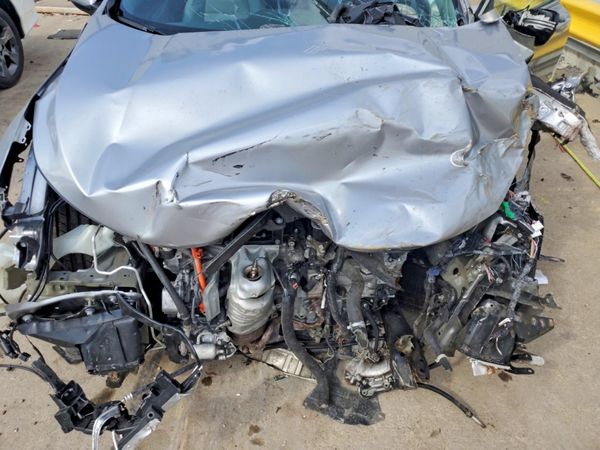 2022 HONDA CRV EX-L — Engine bay