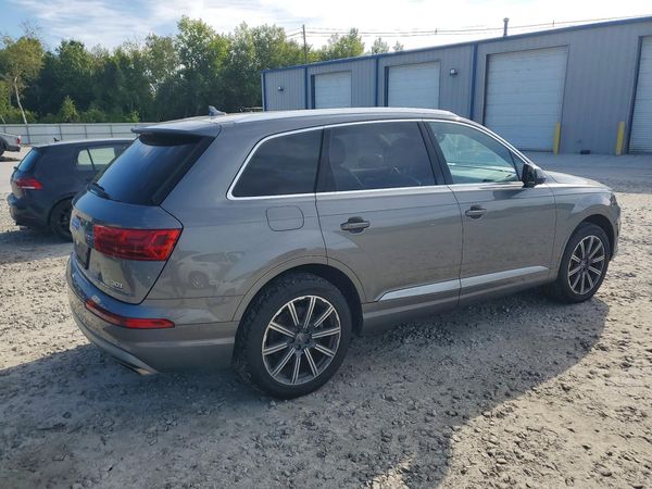 2017 AUDI Q7 quattro Premium Plus