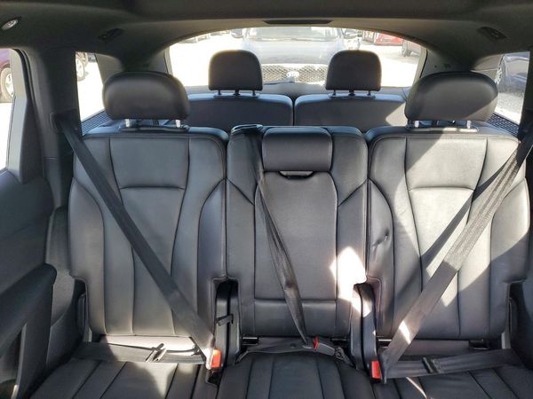 2017 AUDI Q7 quattro Premium Plus