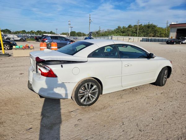 2013 VOLVO C70