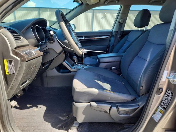 2012 KIA SORENTO GL(Middle-low grade)