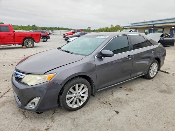 2014 TOYOTA CAMRY — DSFA — Front 3/4