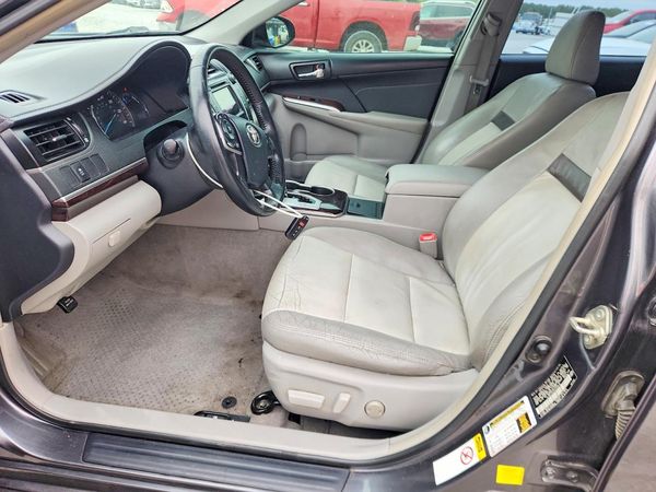 2014 TOYOTA CAMRY — DENT