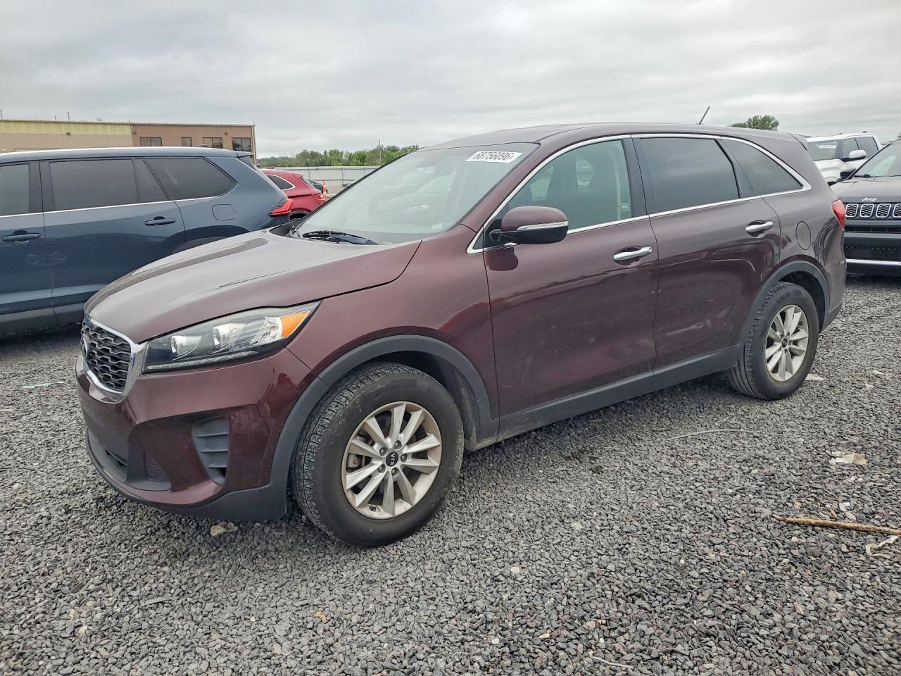 2019 KIA SORENTO L, LX, S — Front 3/4