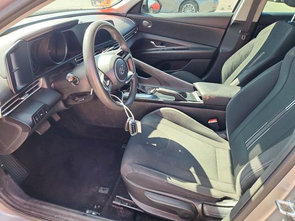 2021 HYUNDAI ELANTRA SEL — DENT