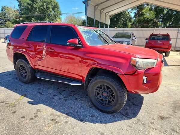 2019 TOYOTA 4RUNNER — Passenger 3/4