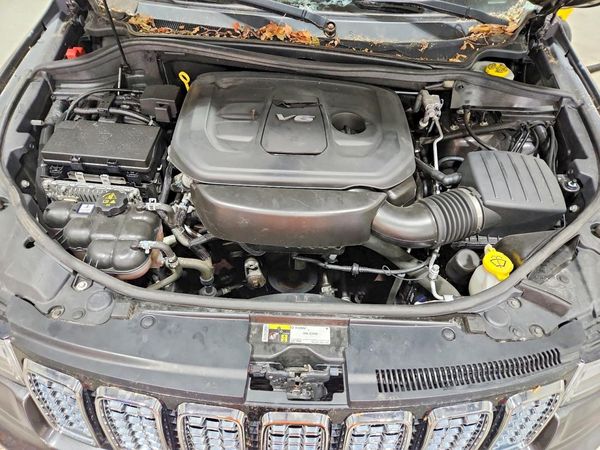 2019 JEEP GRAND CHEROKEE Overland — Engine bay