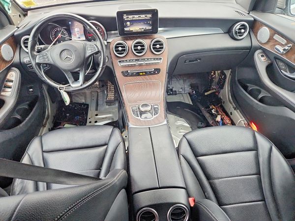 2019 MERCEDES-BENZ GLC COUPE GLC300-4M — CKPT