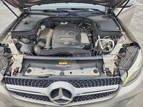 2019 MERCEDES-BENZ GLC COUPE GLC300-4M — Engine bay