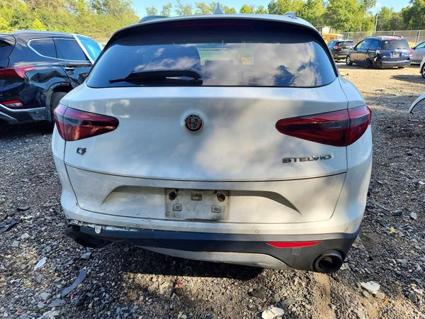 2018 ALFA ROMEO STELVIO AWD