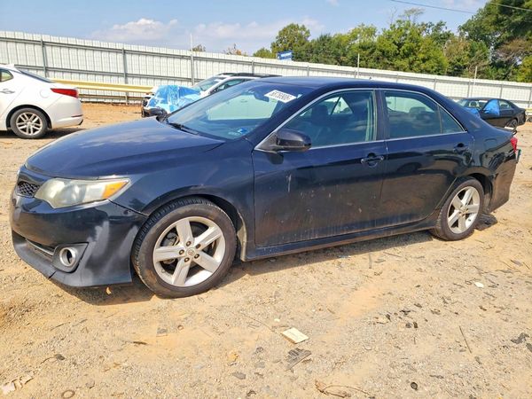 2013 TOYOTA CAMRY