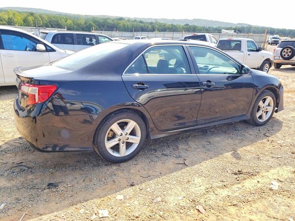 2013 TOYOTA CAMRY