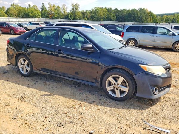 2013 TOYOTA CAMRY