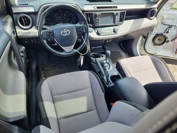 2018 TOYOTA RAV4 Adventure/XLE