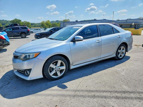 2013 TOYOTA CAMRY