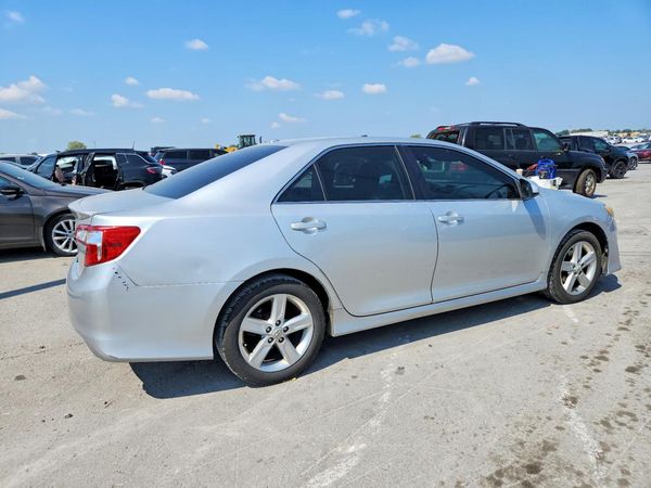 2013 TOYOTA CAMRY