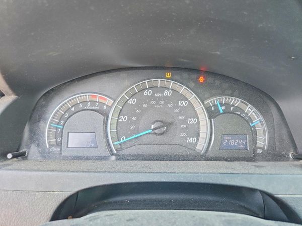2013 TOYOTA CAMRY