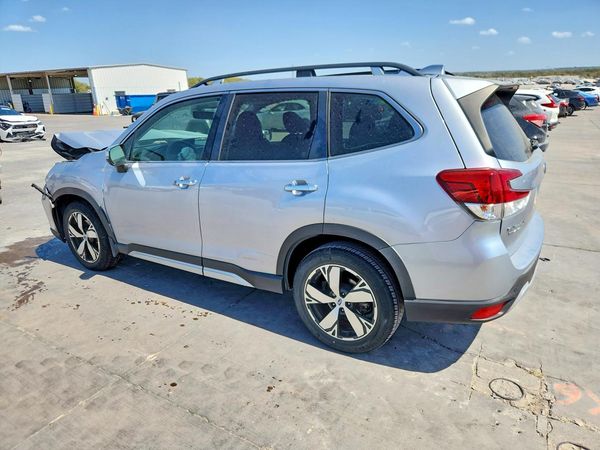 2019 SUBARU FORESTER