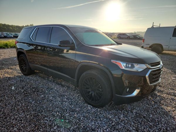 2018 CHEVROLET TRAVERSE LS — Passenger 3/4