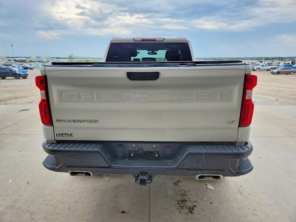 2022 CHEVROLET SILVERADO Trail Boss - LT — DIRR