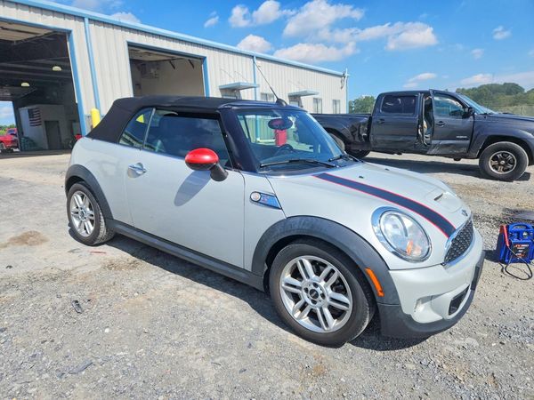 2014 MINI COOPER