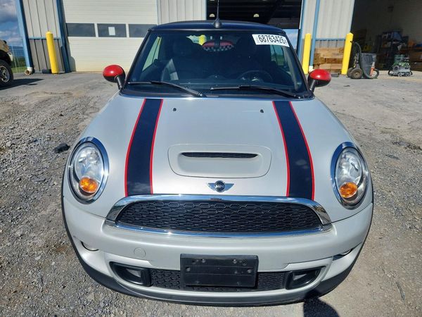 2014 MINI COOPER