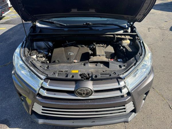 2018 TOYOTA HIGHLANDER SE/XLE