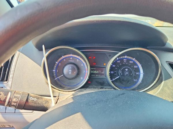 2012 HYUNDAI SONATA