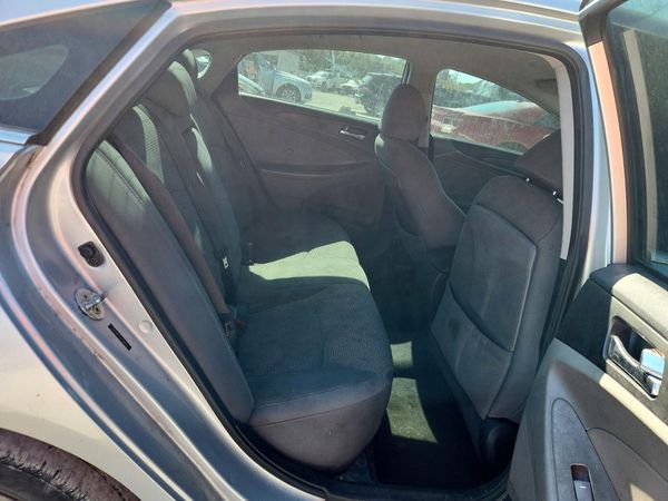 2012 HYUNDAI SONATA