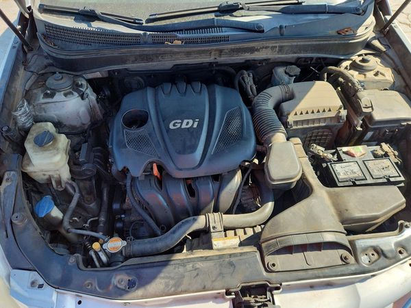 2012 HYUNDAI SONATA